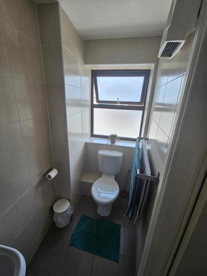 Cosy City Centre Apartment Galway Exterior photo